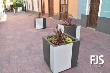 El Cabildo supervisa la finalización de las obras de mejora en la Zona Comercial Abierta de Los Llanos/Francisco Javier Santana.